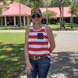 Meet your Posher, Michele